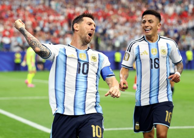 England, Argentina renew fierce rivalry